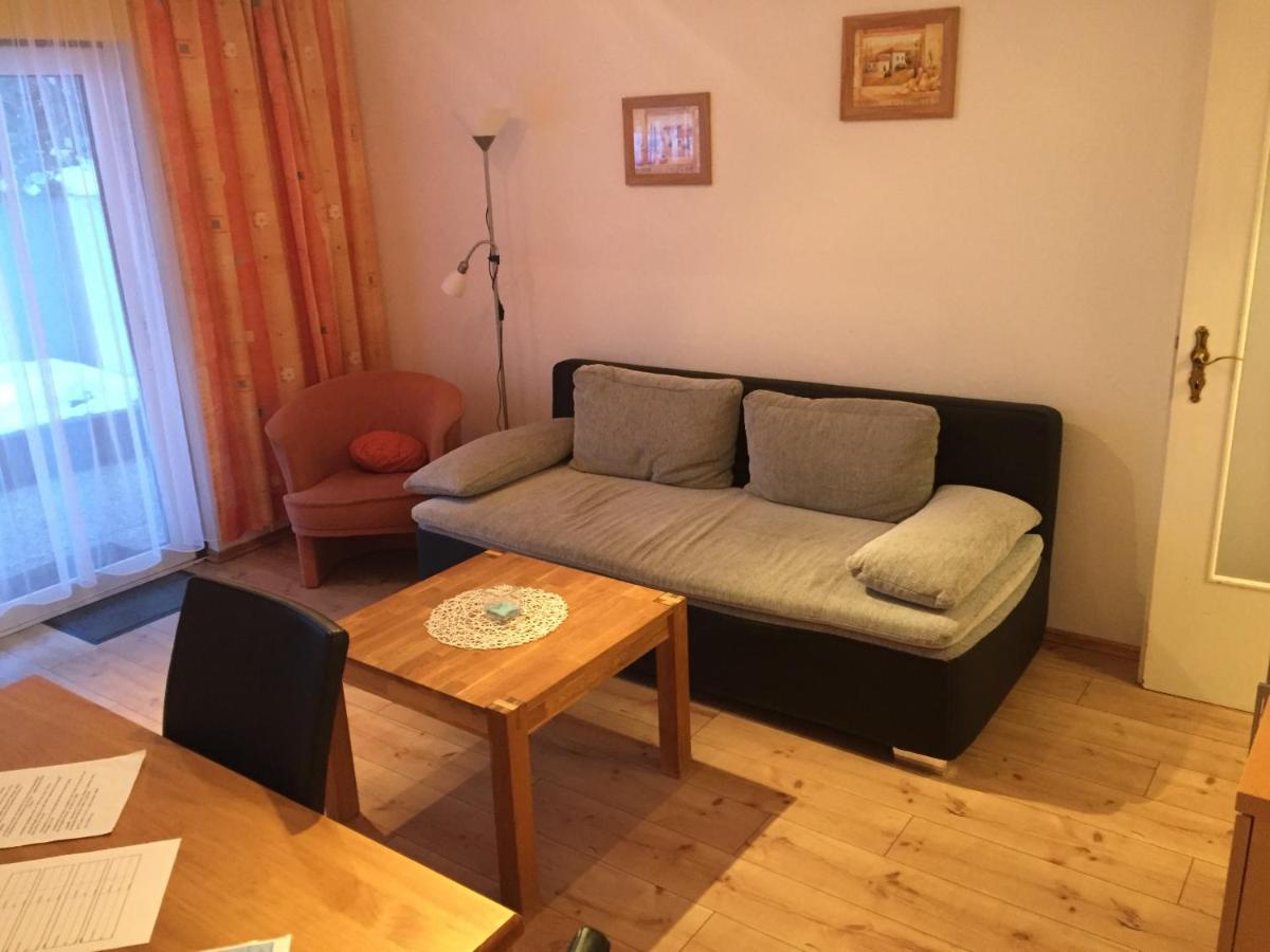Apartment Lang *