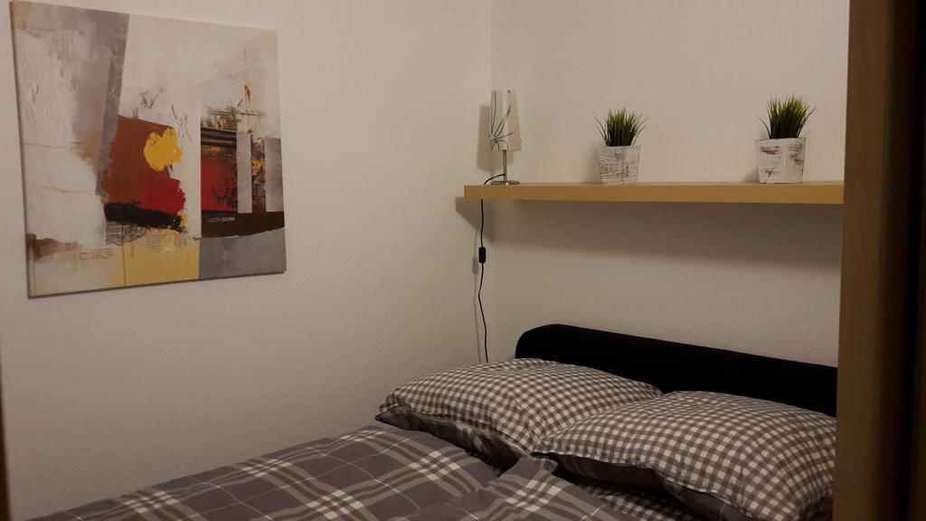 Apartment Lang *